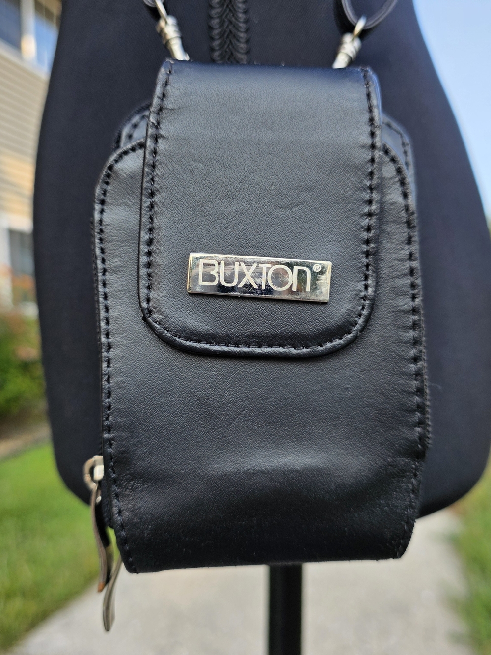 Buxton Black Leather Cell Phone Crossbody Wallet Purse